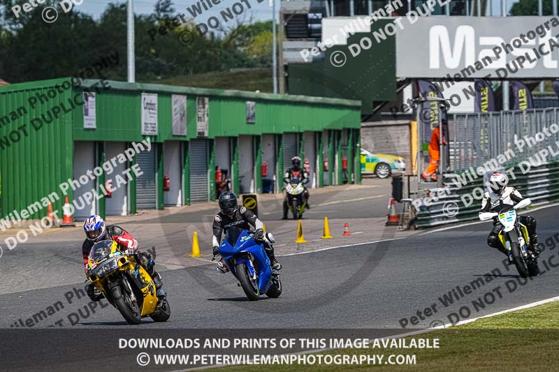 enduro digital images;event digital images;eventdigitalimages;mallory park;mallory park photographs;mallory park trackday;mallory park trackday photographs;no limits trackdays;peter wileman photography;racing digital images;trackday digital images;trackday photos